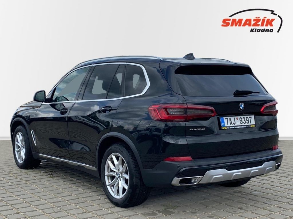 BMW X5, xDrive30d 195kW - fotka 4