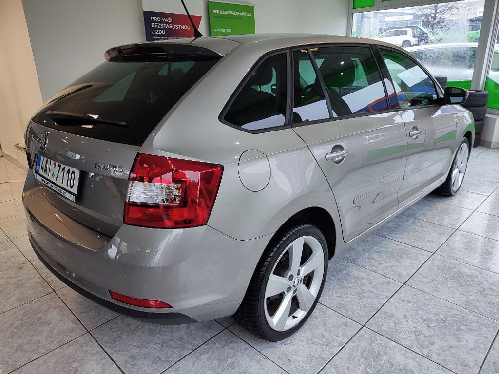 Škoda Rapid, 1.4 TSI 90kW SBK ELEGANCE DSG - fotka 4