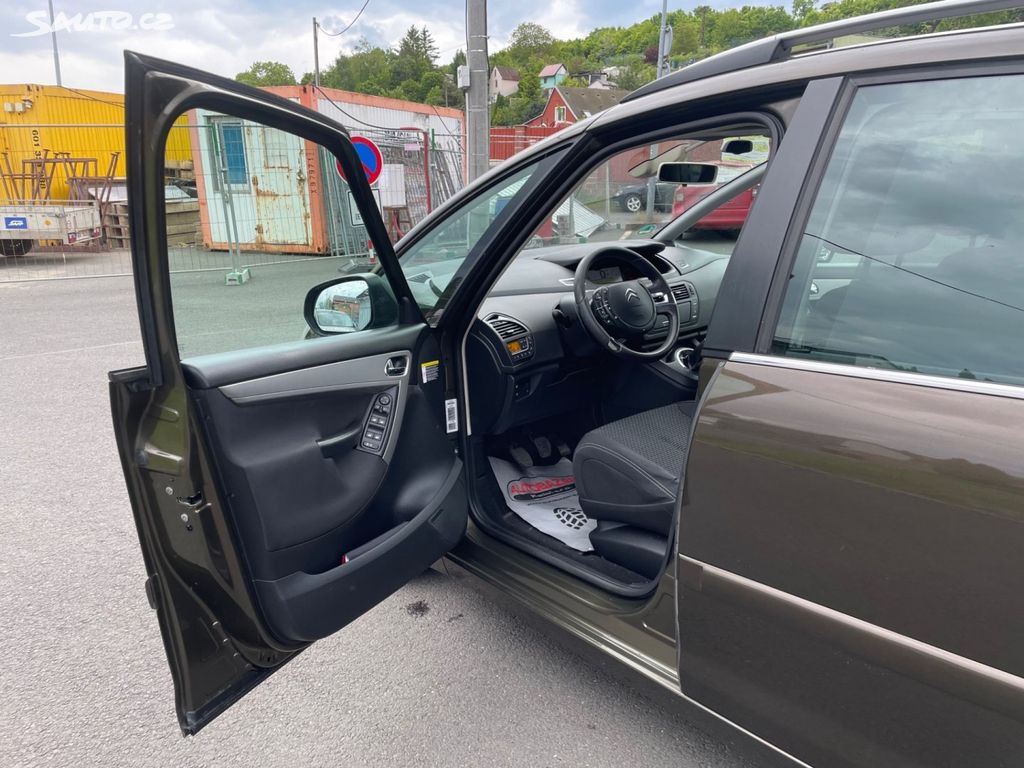 Citroën C4 Picasso, 1,6 88 kW, 7MÍST, SERVISKA