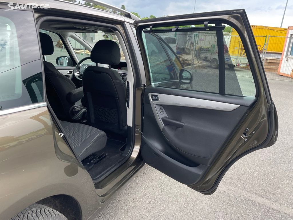 Citroën C4 Picasso, 1,6 88 kW, 7MÍST, SERVISKA