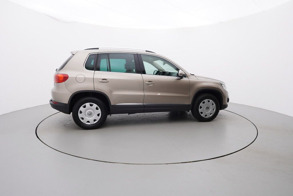 Volkswagen Tiguan, Sport a Style 2.0  130 kW - fotka 6