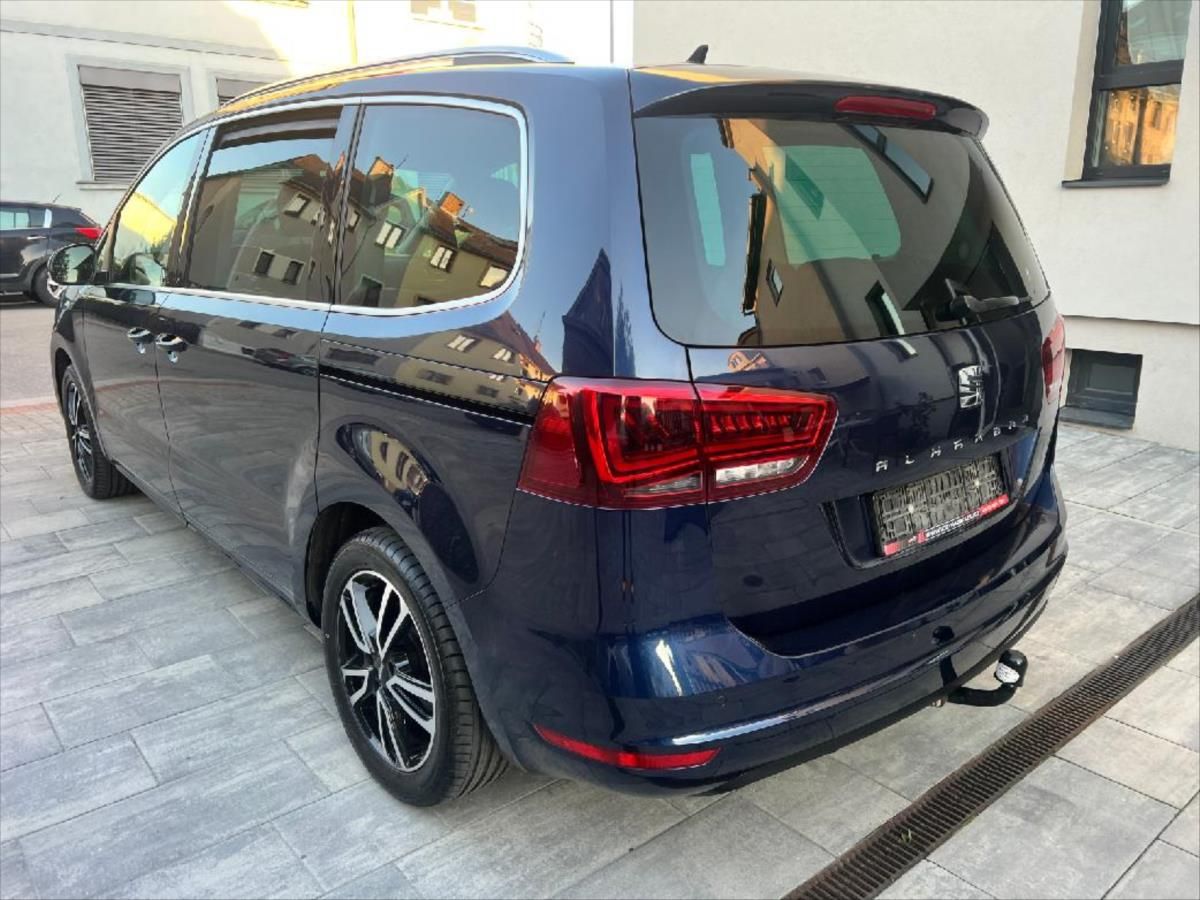 Seat Alhambra, 2,0 TDI 110 kW Style DSG - fotka 5