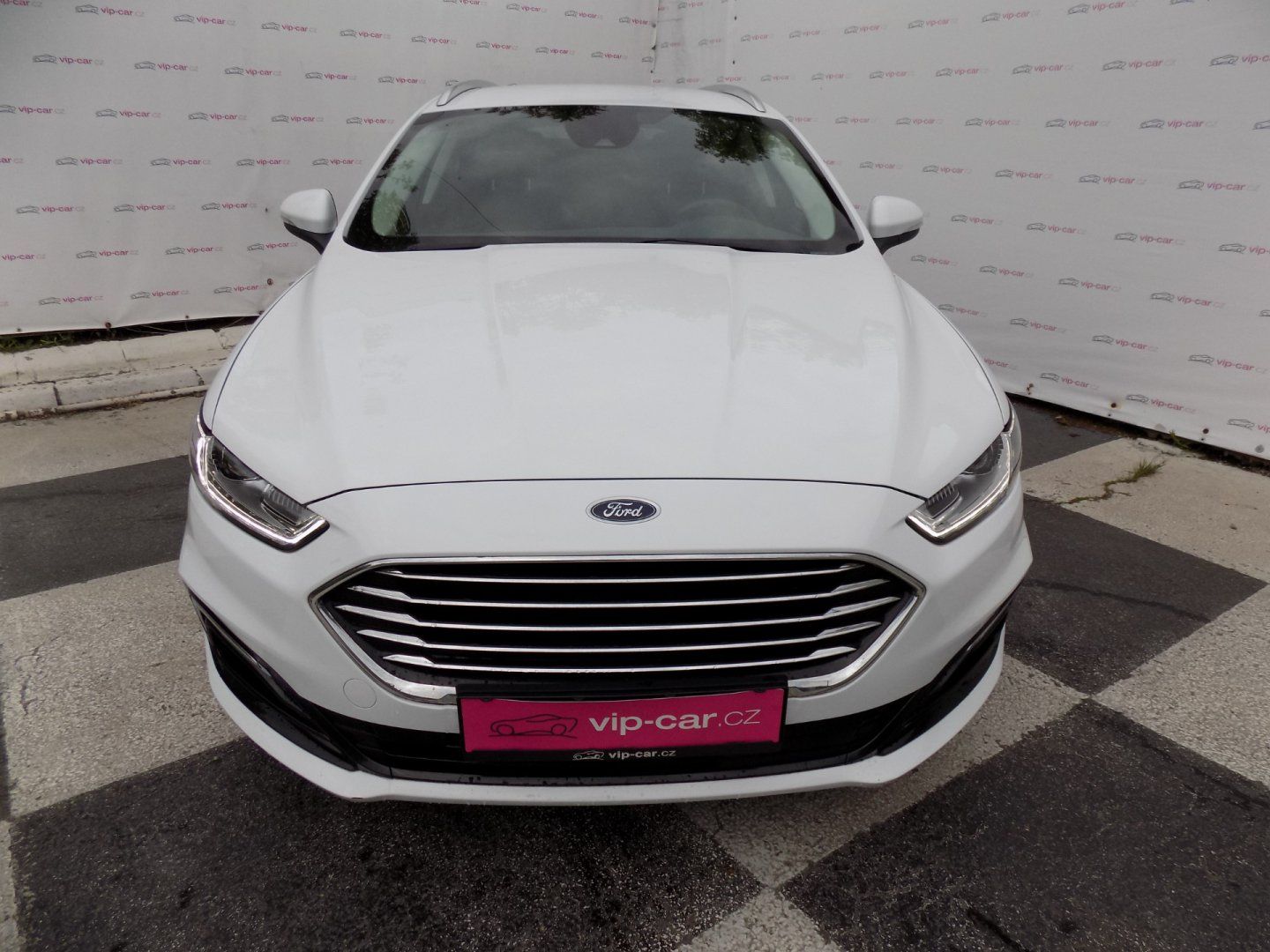 Ford Mondeo, 2.0TDCi/Titanium/Dynamic-LED/ - fotka 4