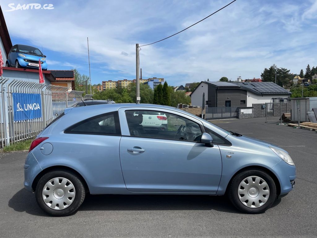 Opel Corsa, 1,2 59 kW, SERVISKA