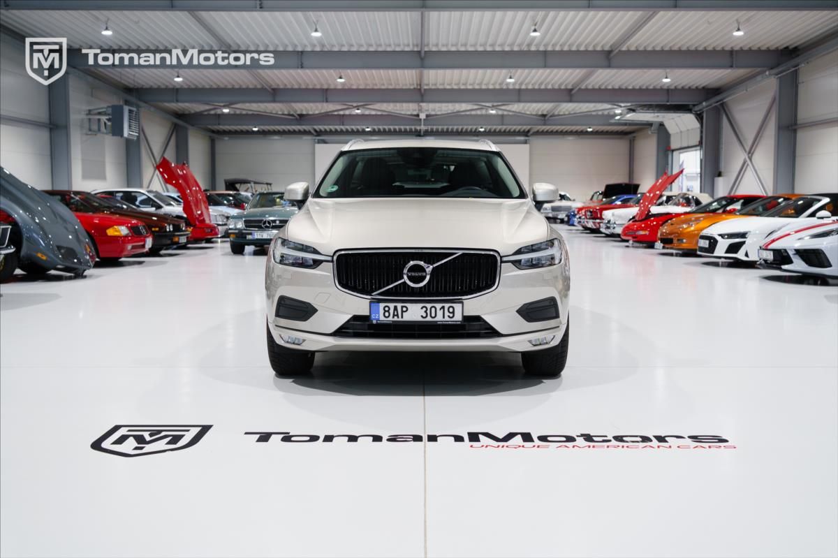 Volvo XC60, 2,0 B4 FWD - fotka 2