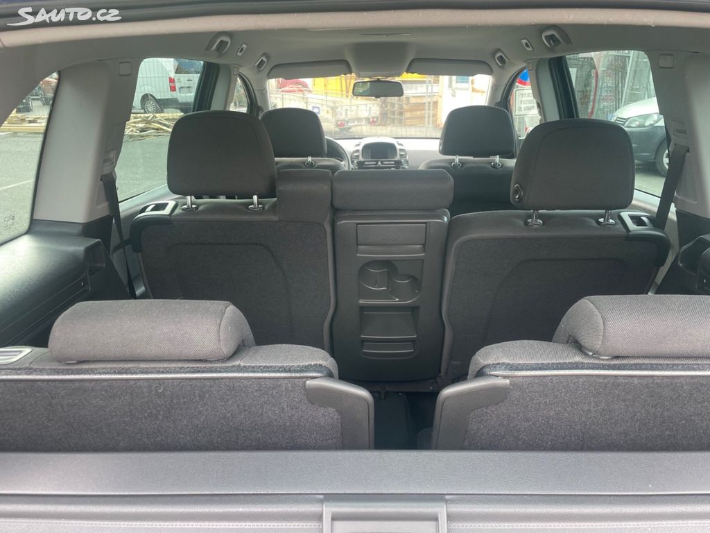 Opel Zafira, 1,8 88kW, 7 MÍST, SERVISKA