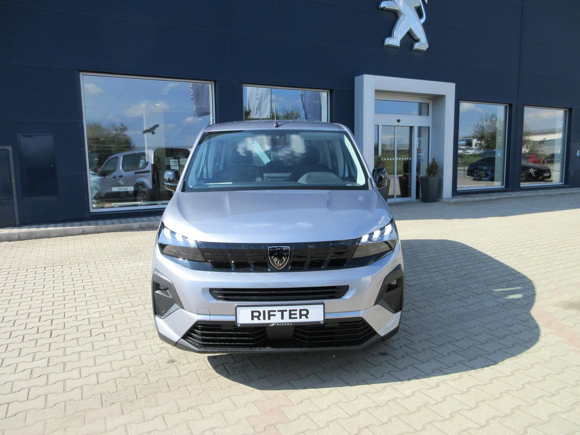 Peugeot Rifter, ALLURE BlueHDi 100 S&S MAN6 - fotka 2