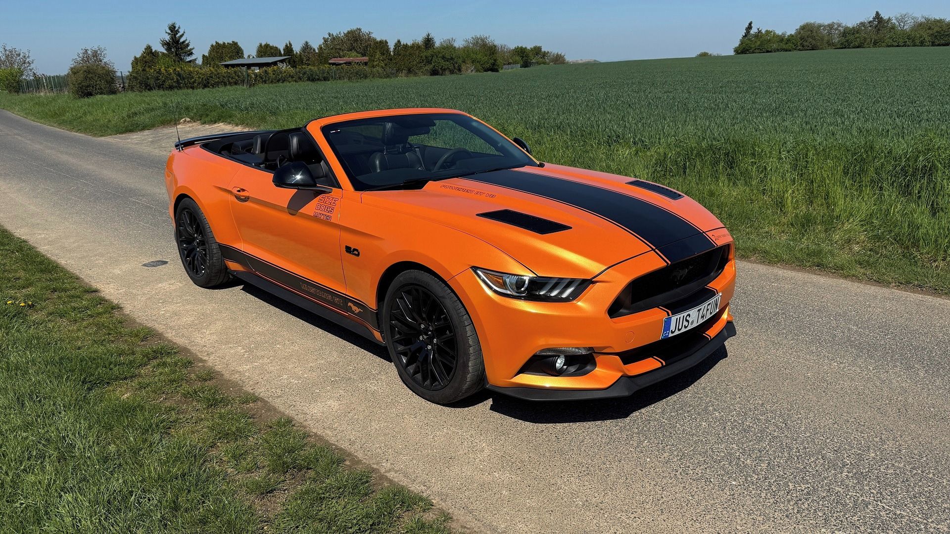 Ford Mustang, GT 5.0 V8 2.Majitel ČR Manuál - fotka 5