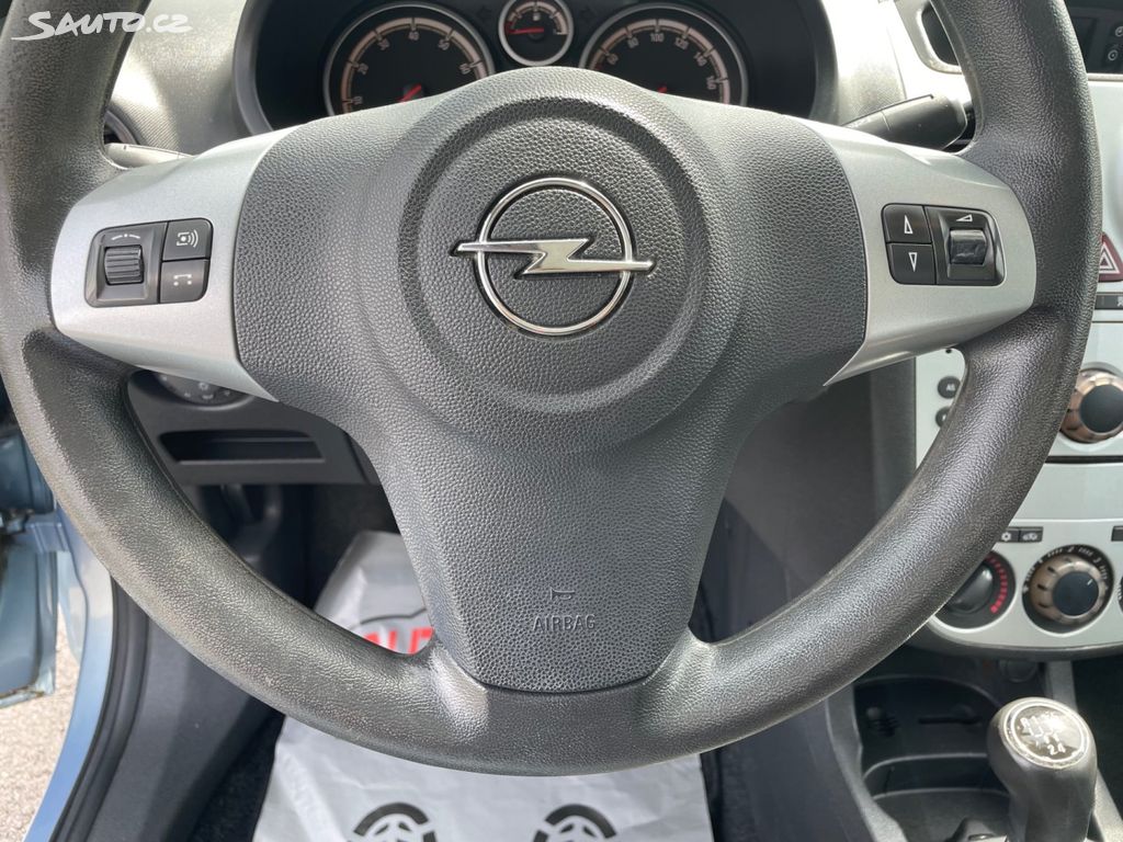 Opel Corsa, 1,2 59 kW, SERVISKA
