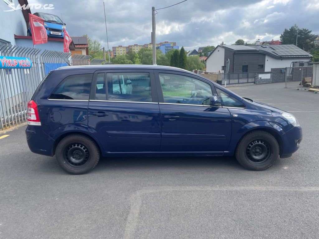 Opel Zafira, 1,8 88kW, 7 MÍST, SERVISKA