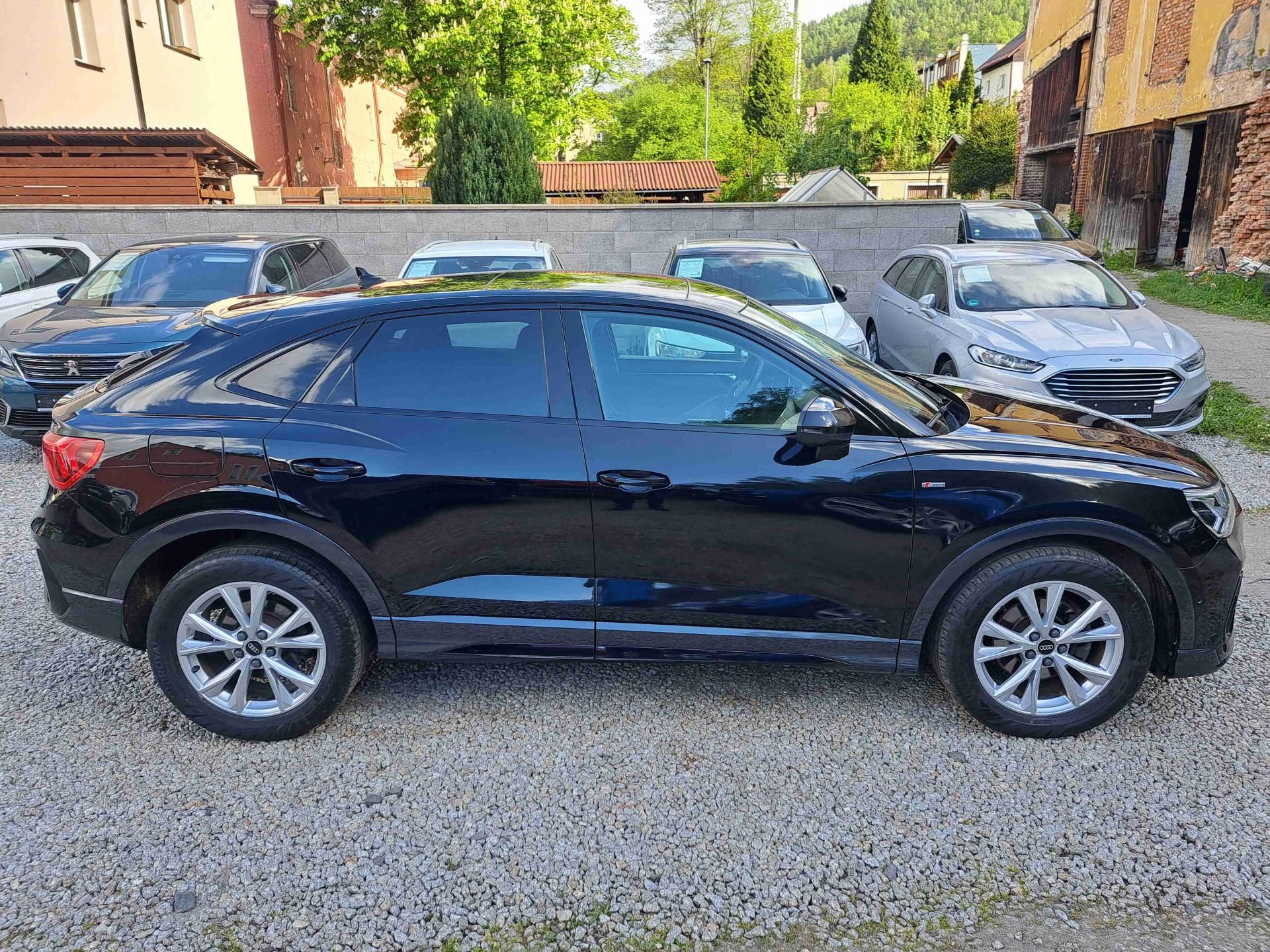 Audi Q3, TDI-110  4x4 SPORTBACK  S-LINE - fotka 2