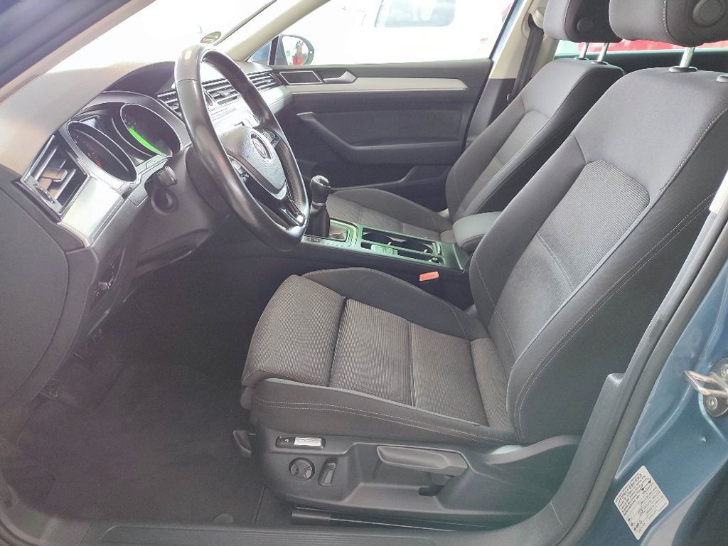 Volkswagen Passat, 2.0TDI 110kW  HIGHLINE TOPSTAV - fotka 6