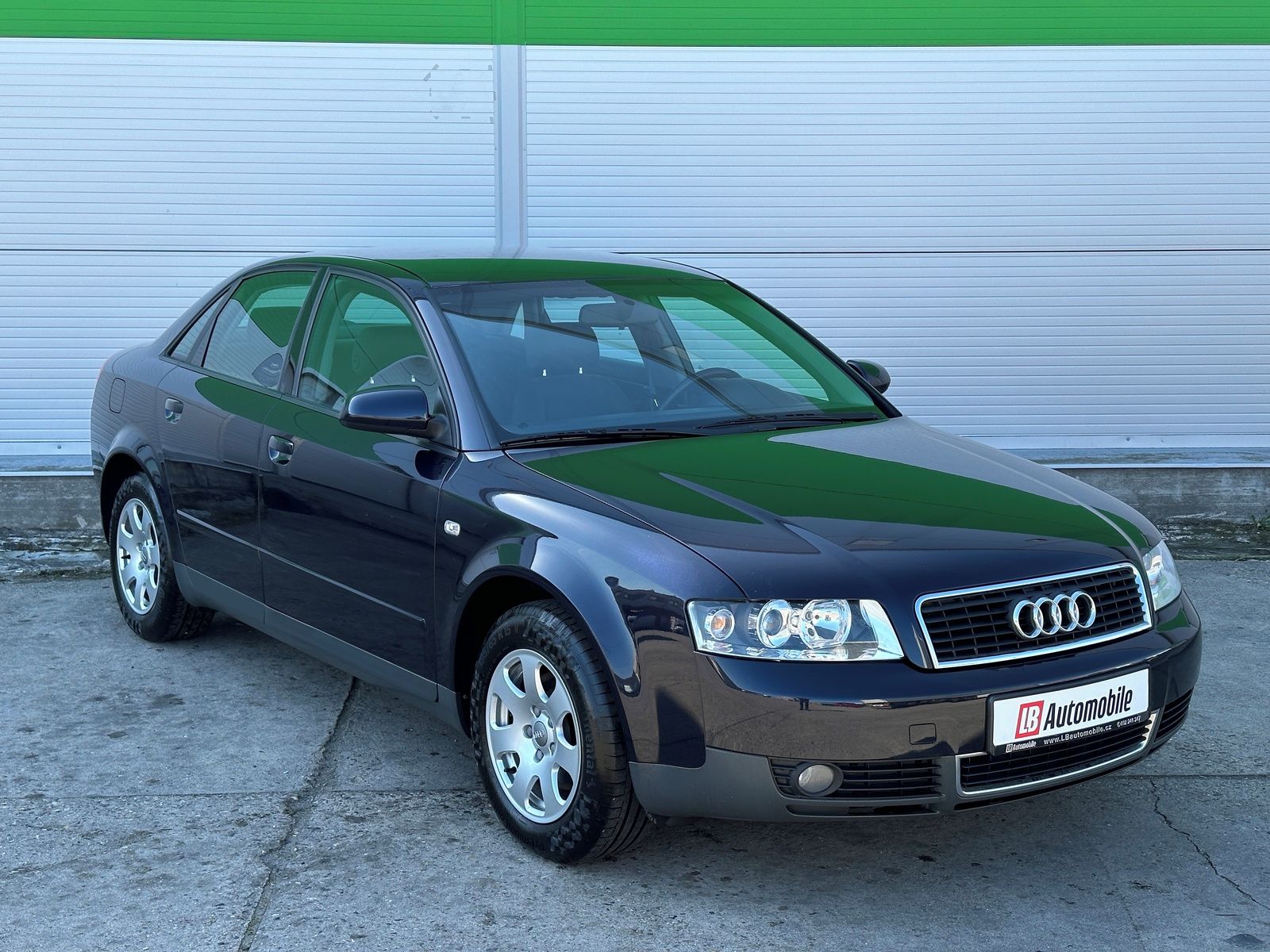 Audi A4, A4 2.0 96kW Climatronic ALU14" - fotka 3