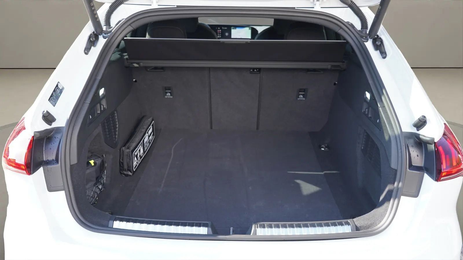 Audi A5, Avant 2.0 TDI S line - fotka 6