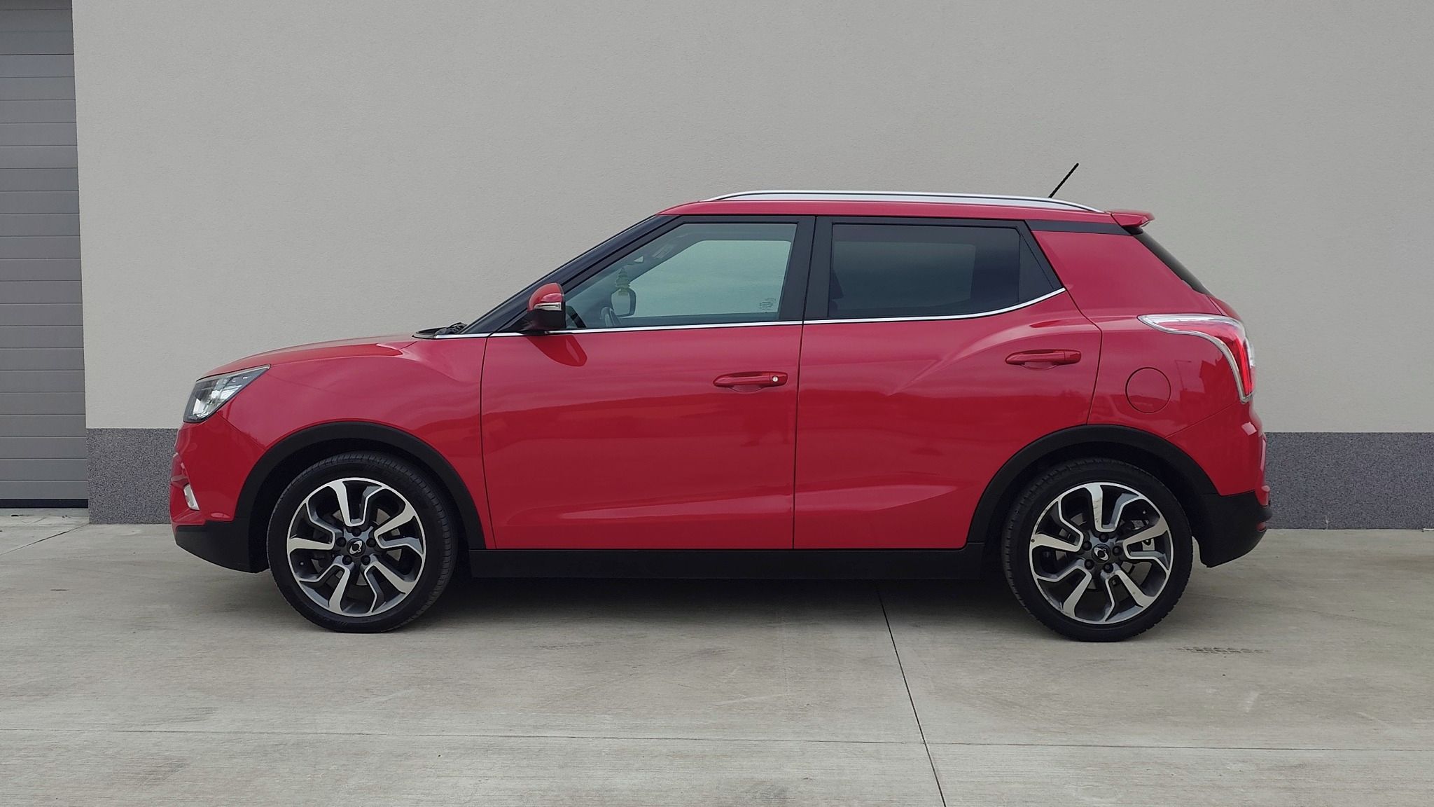 SsangYong Tivoli, 1,6 XDi 85 kW - fotka 4