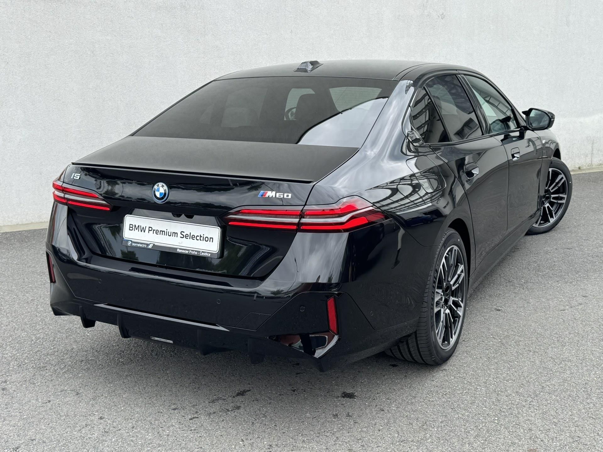 BMW i5, i5 M60 xDrive Sedan - fotka 2