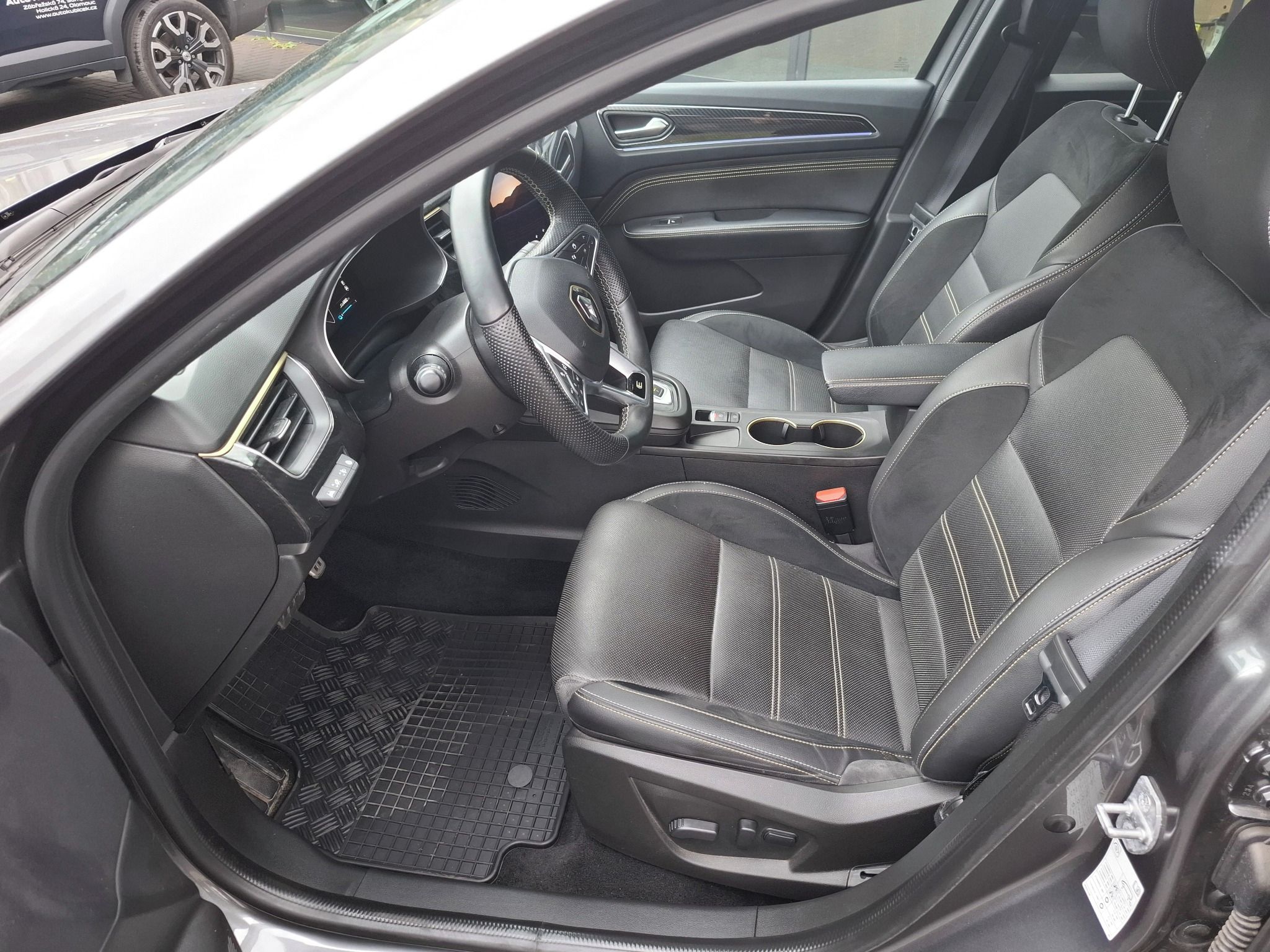 Renault Arkana, E-Tech engineered full hybrid - fotka 6