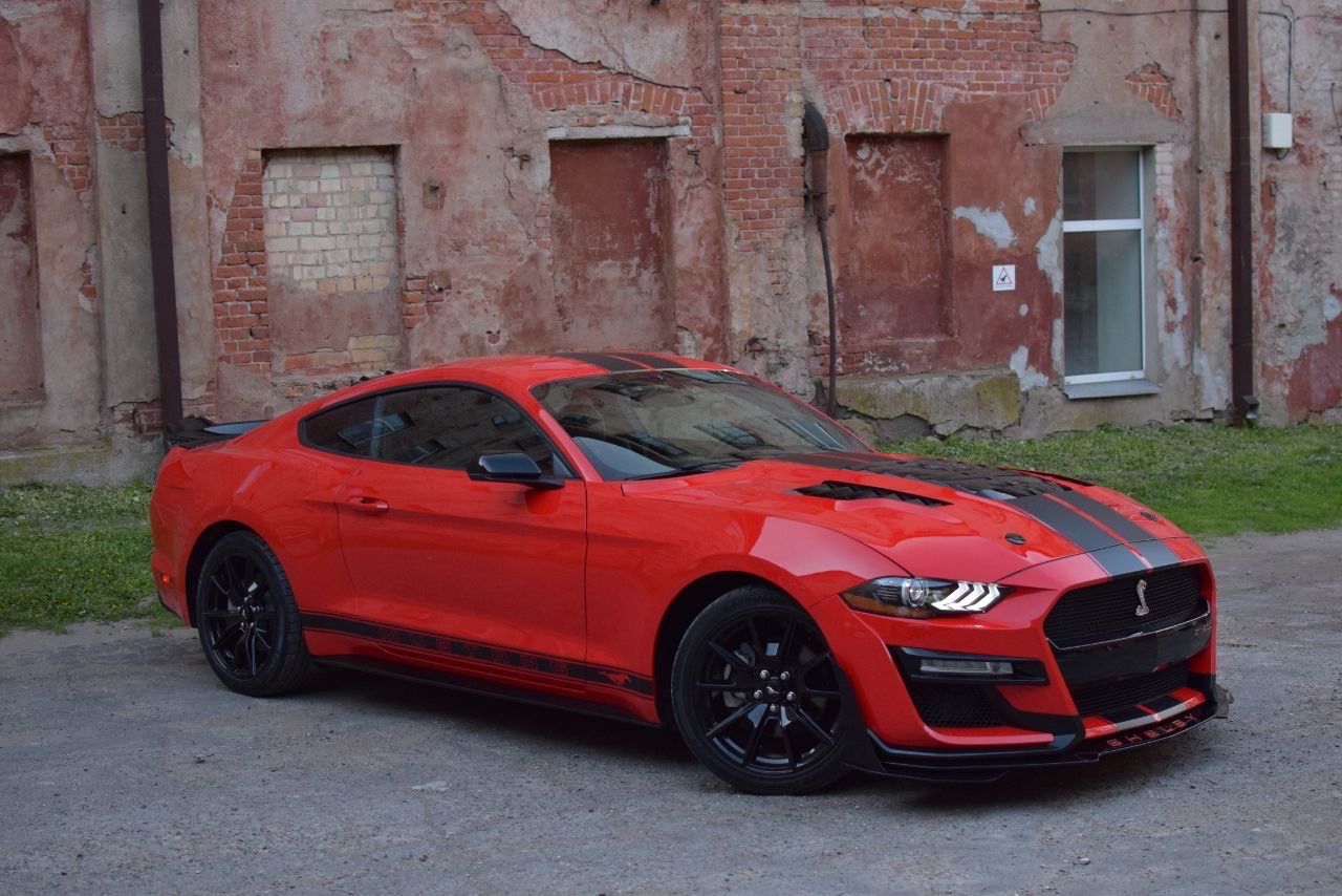 Ford Mustang, 3.7L Manual GT500 Optika - fotka 4