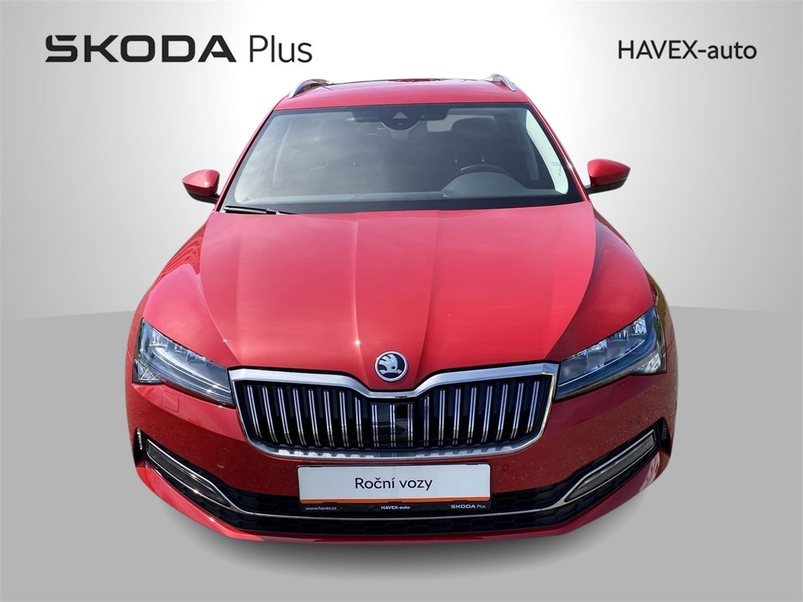 Škoda Superb, Combi 2.0 TDI DSG Style - fotka 4