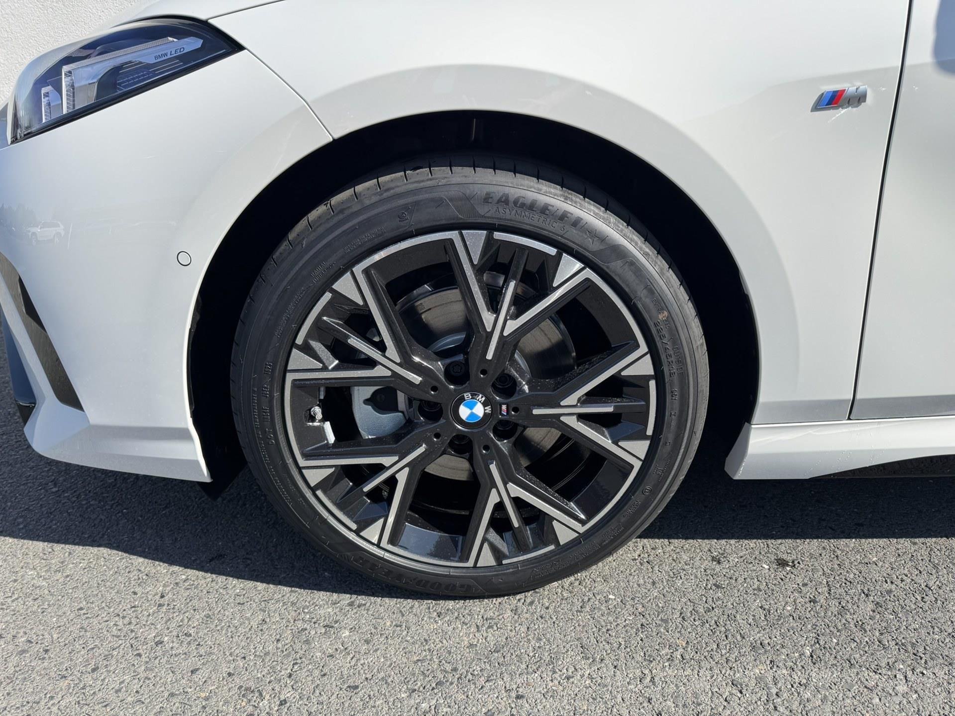 BMW Řada 1, 118d - fotka 6