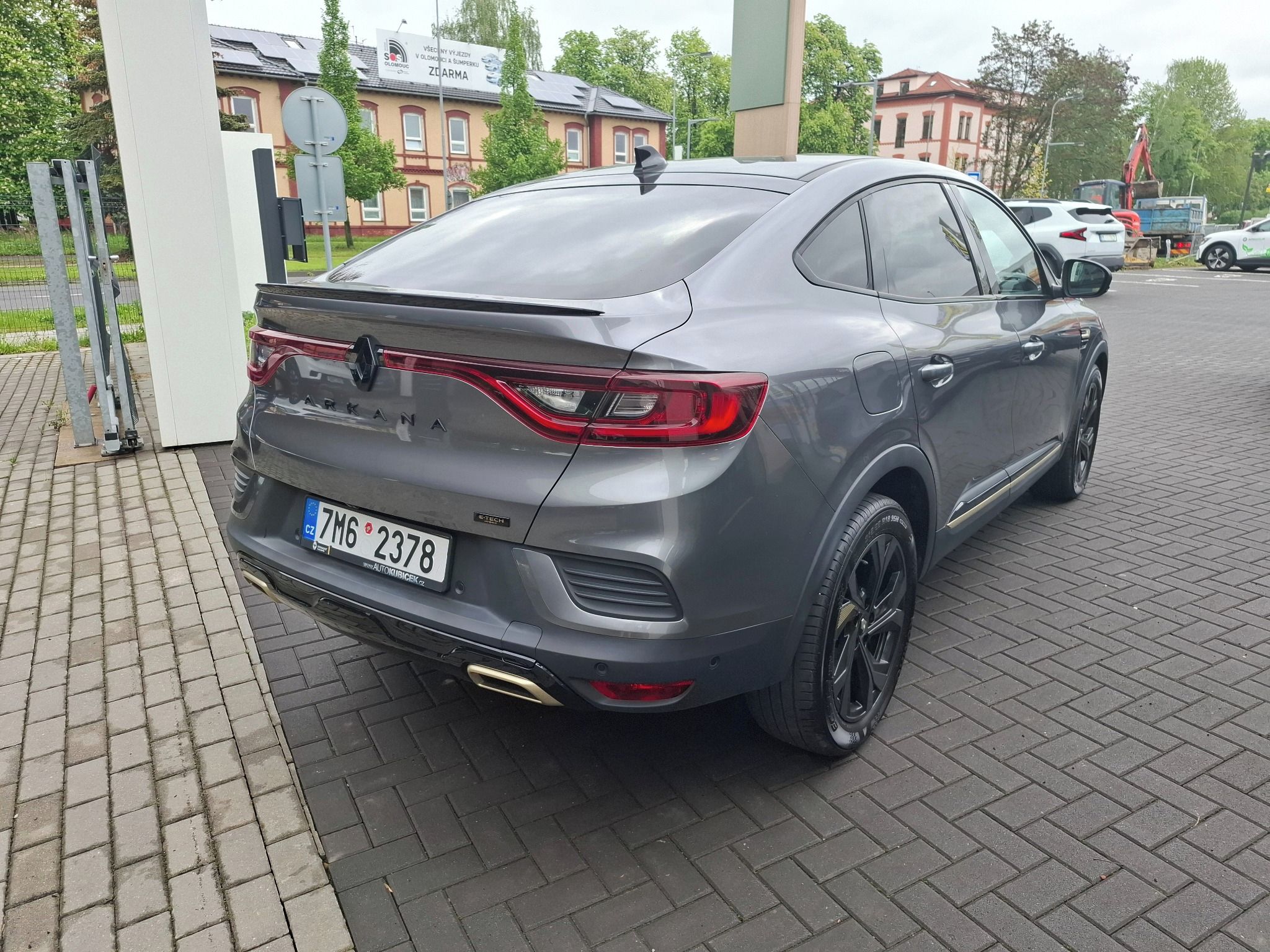 Renault Arkana, E-Tech engineered full hybrid - fotka 4