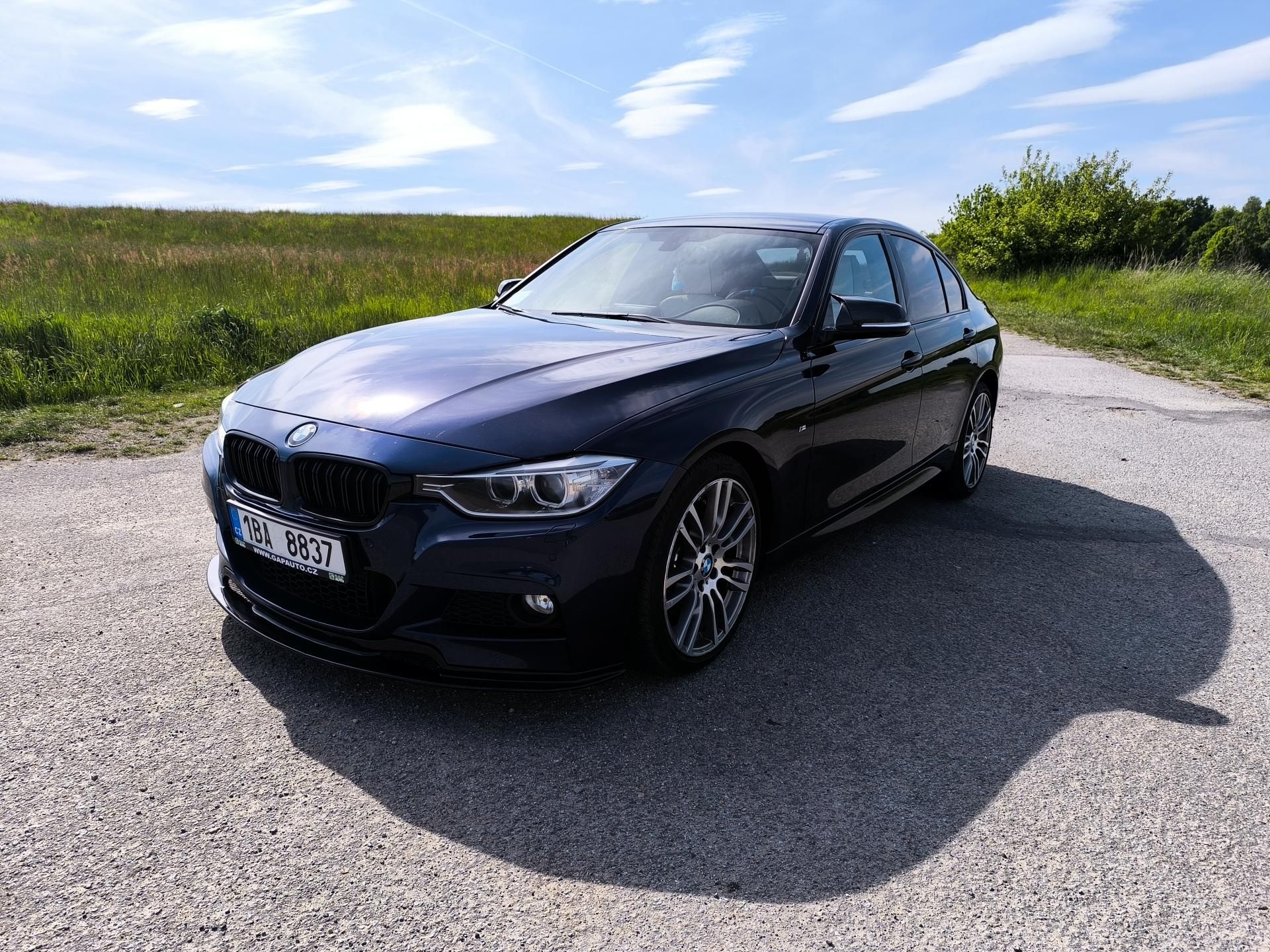 BMW Řada 3, 335i XDRIVE NOVE CR - fotka 3