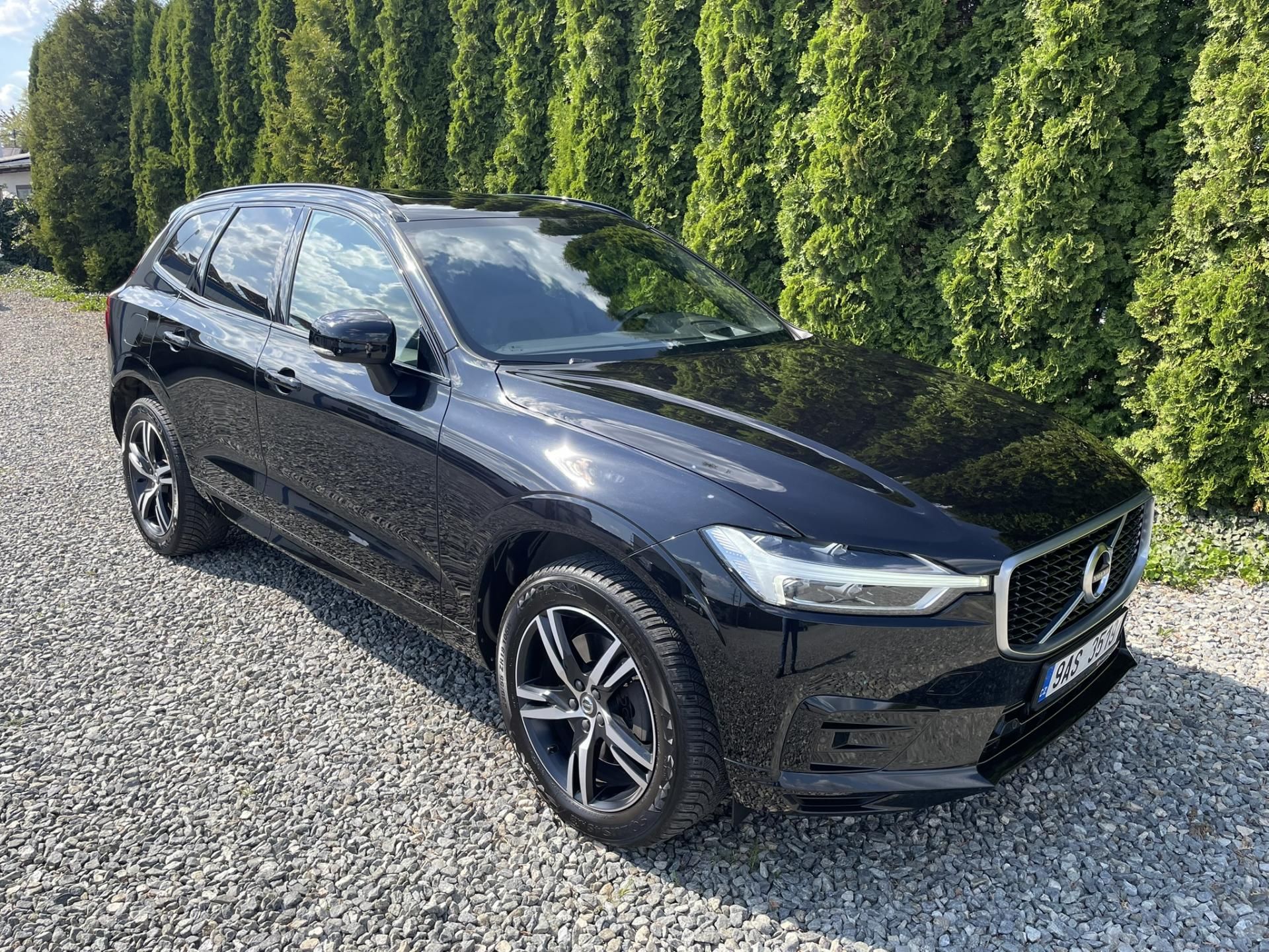 Volvo XC60, B5 173kW AWD R-Design