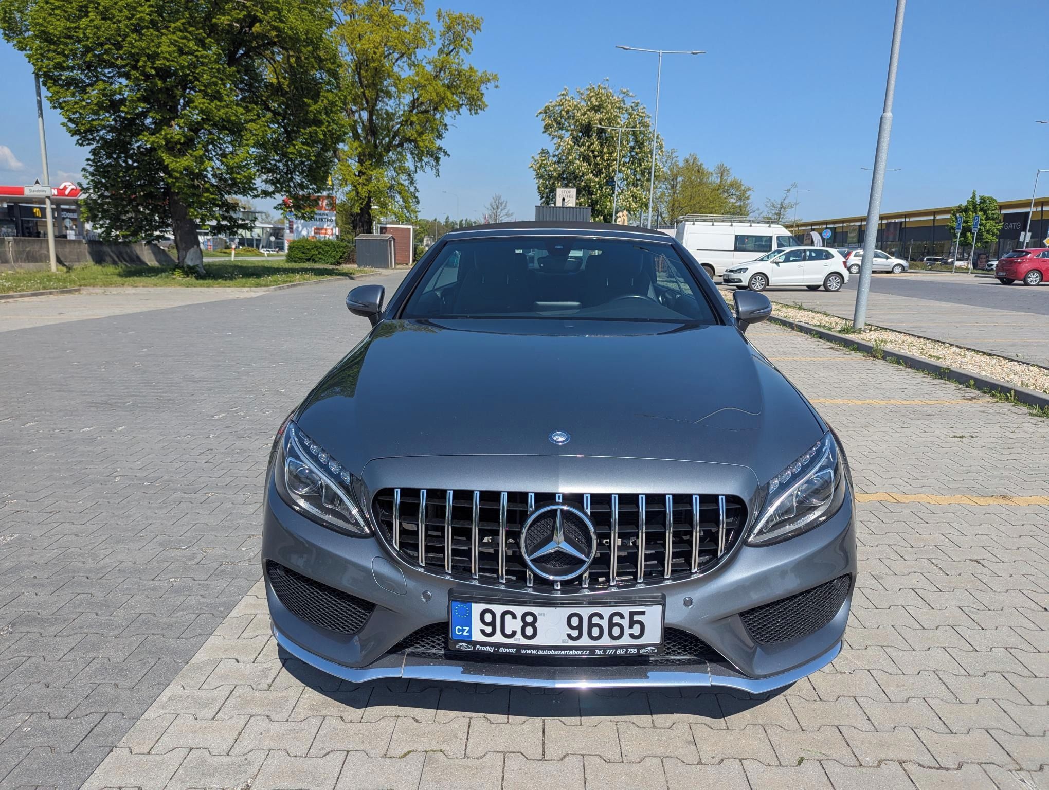Mercedes-Benz Třídy C, AMG Line - fotka 3