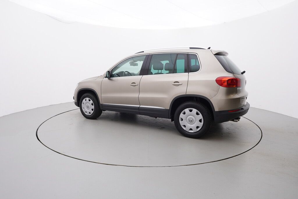 Volkswagen Tiguan, Sport a Style 2.0  130 kW - fotka 3