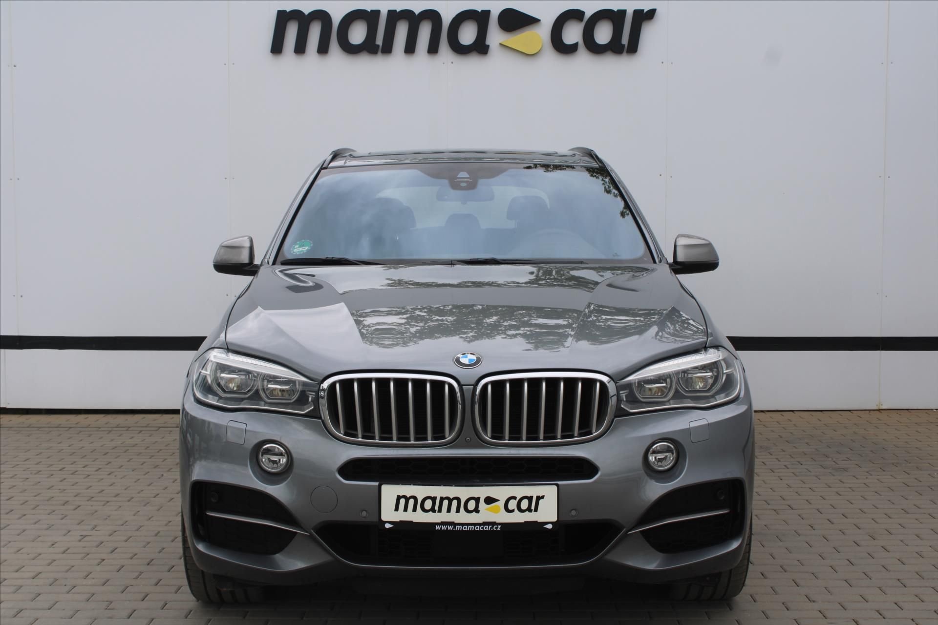 BMW X5, xDrive M50d 280kW SERVIS.KNIHA - fotka 2