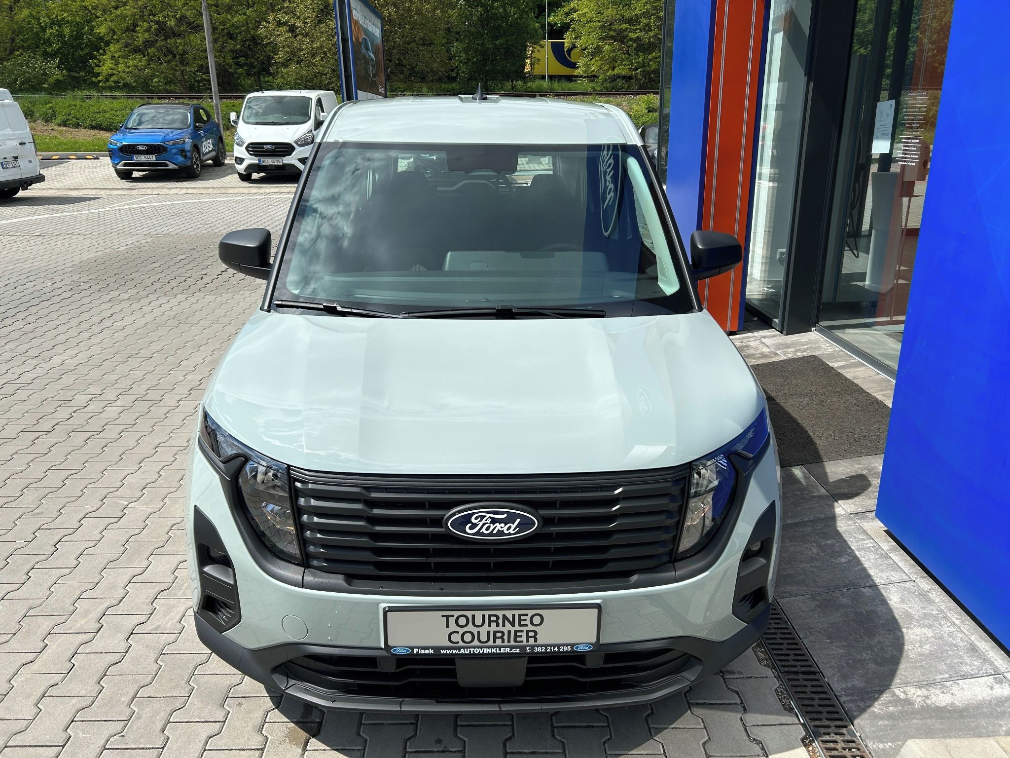 Ford Tourneo Courier, 1.0 EcoBoost 92 kW Trend man - fotka 2