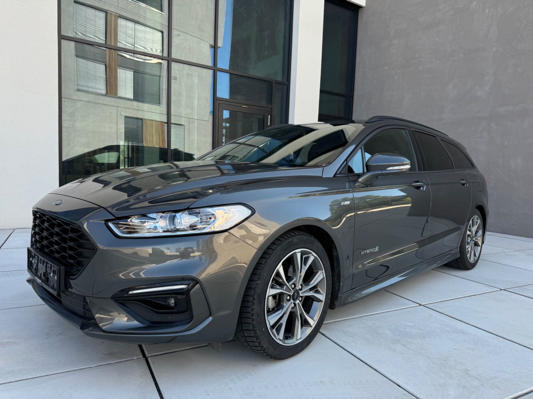 Ford Mondeo, 2.0 Hybrid ecvT Auto ST SW 1 M - fotka 4