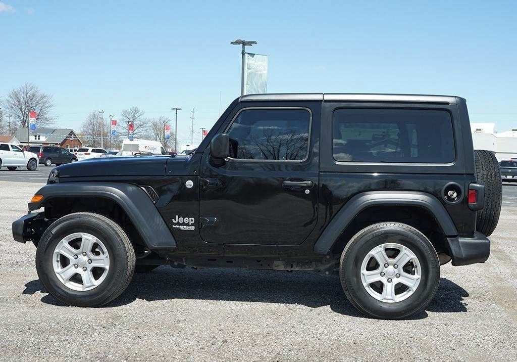 Jeep Wrangler, Sport S  3.6V6 285PS 4X4 - fotka 2