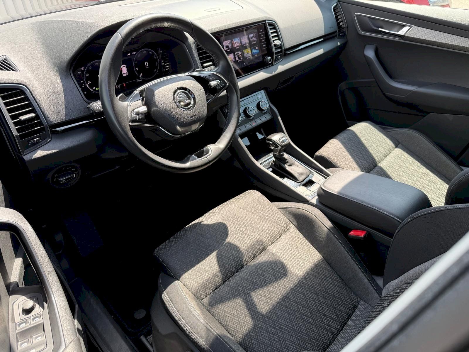 Škoda Karoq, Style 1,5 TSI 110 kW 7° DSG - fotka 6