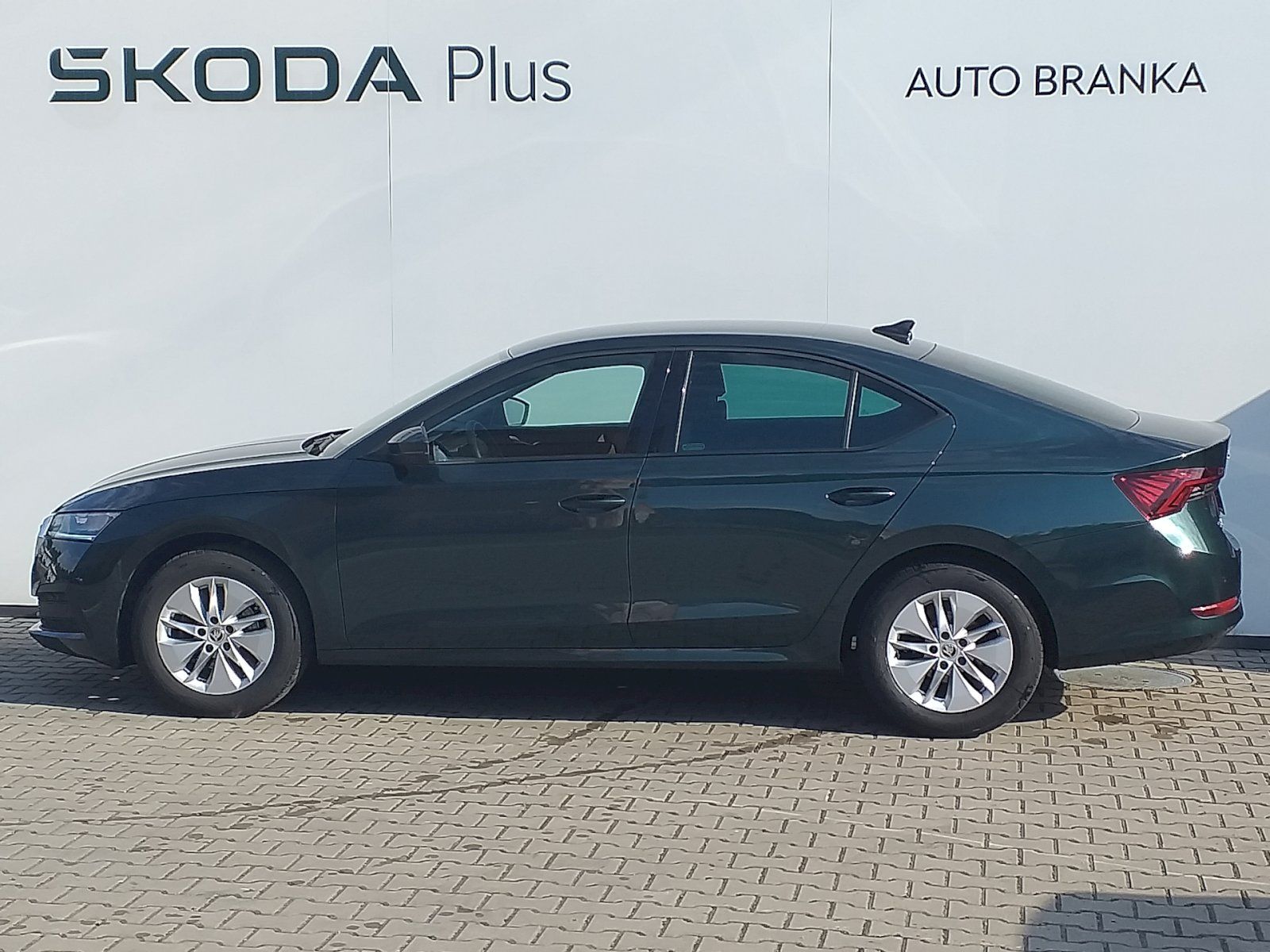 Škoda Octavia, 1,5 TSI 110 kW Ambition PLUS - fotka 3