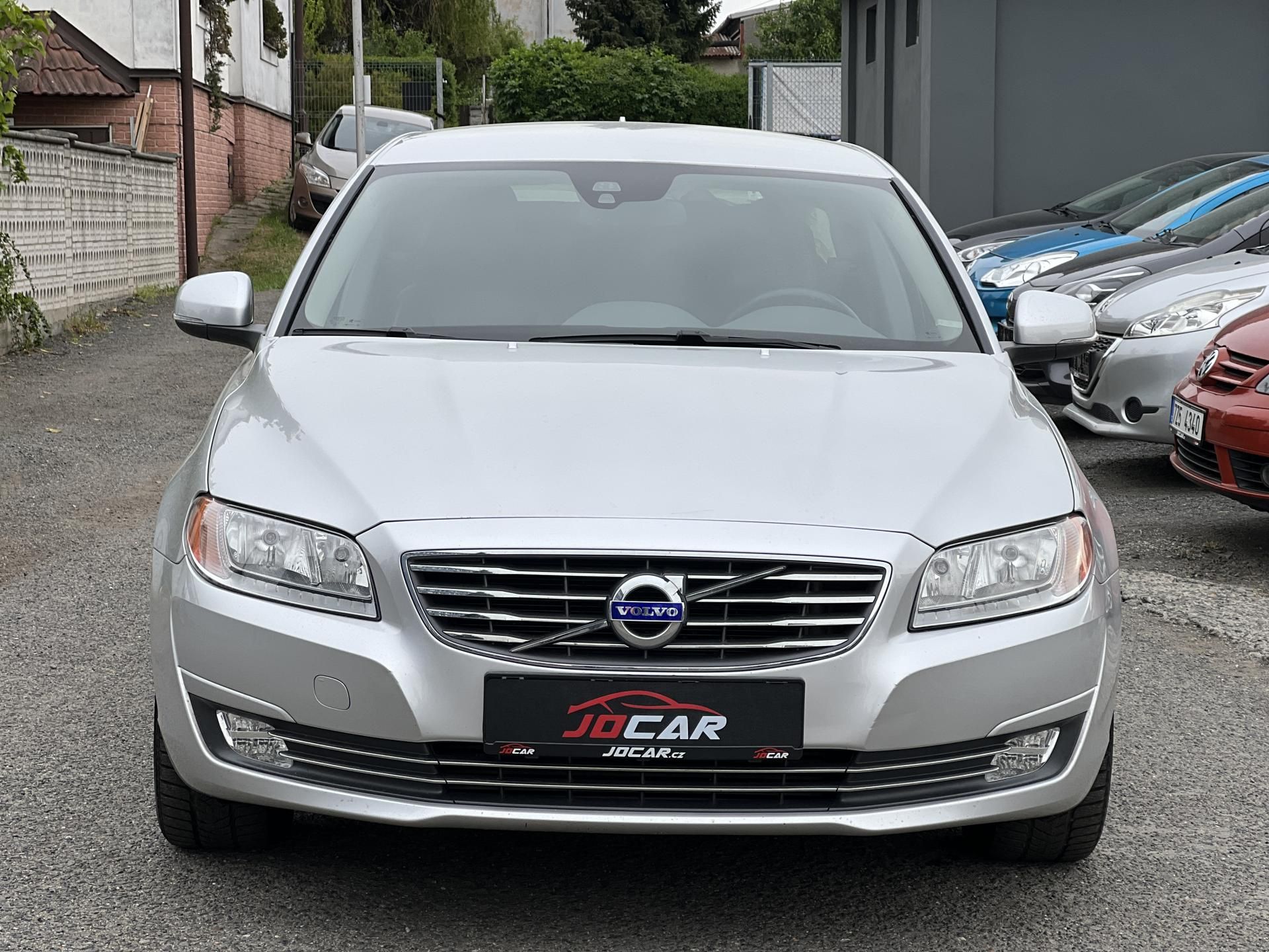 Volvo V70, 2.0D D4 AUTOMAT KŮŽE KLIMA - fotka 2