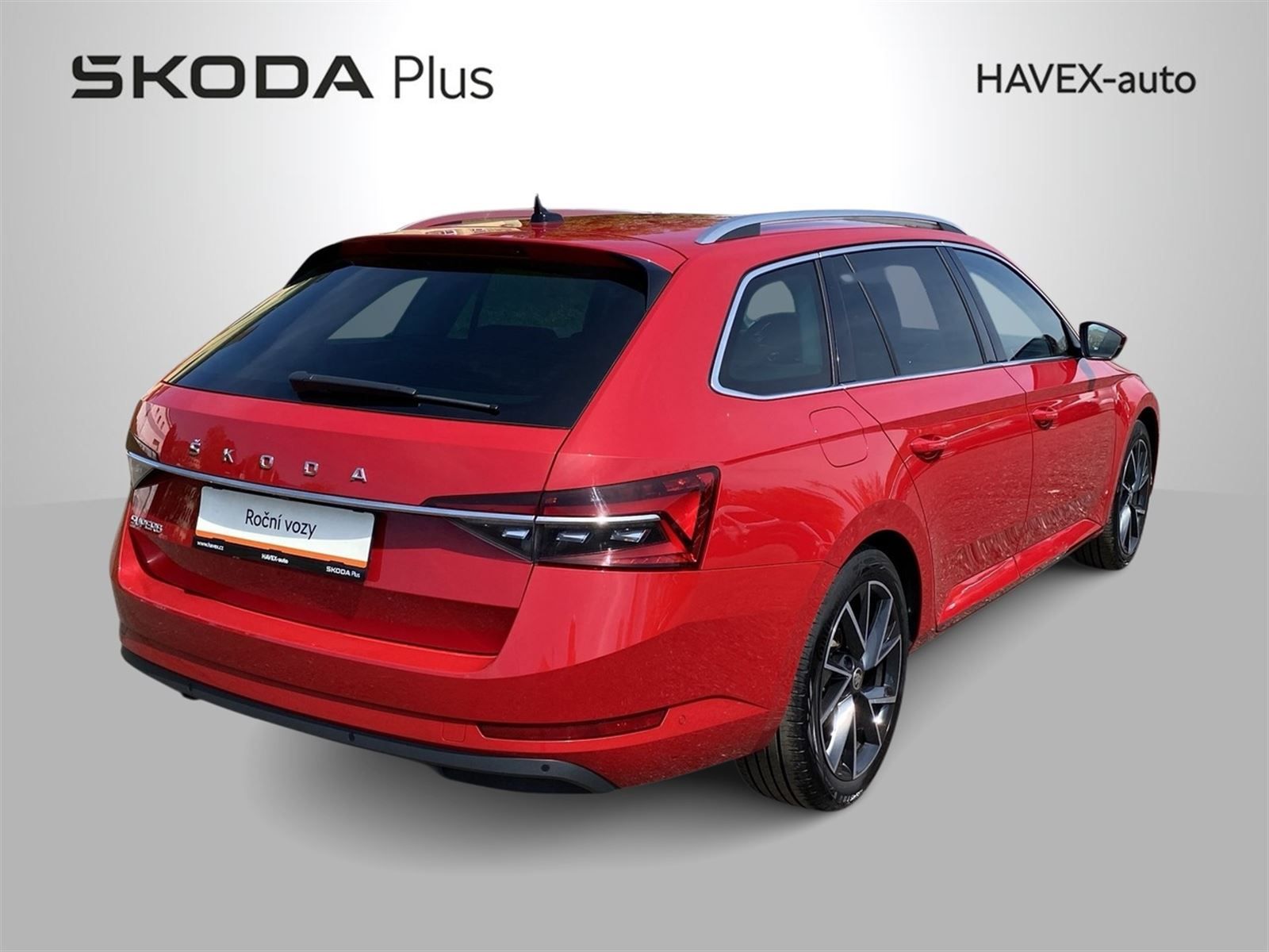 Škoda Superb, Combi 2.0 TDI DSG Style - fotka 2