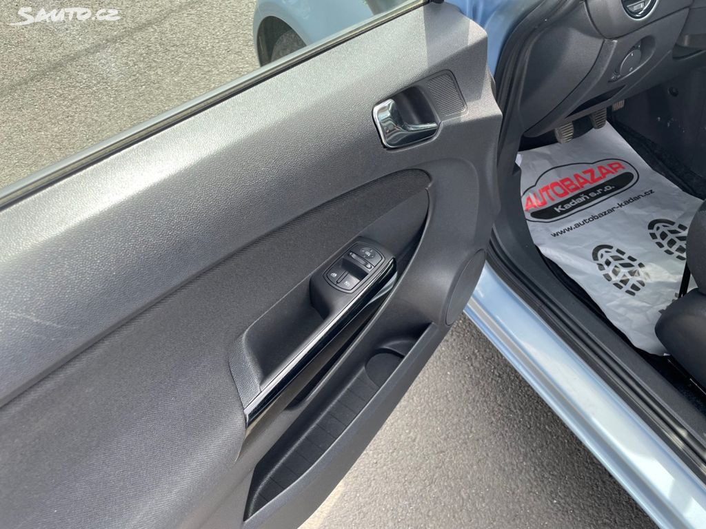 Opel Corsa, 1,2 59 kW, SERVISKA