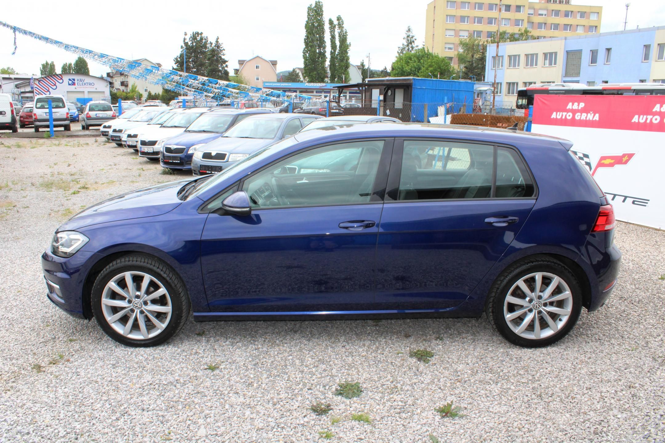 Volkswagen Golf, 1,0TSI LED KLIMA TEMPOMAT ALU - fotka 4