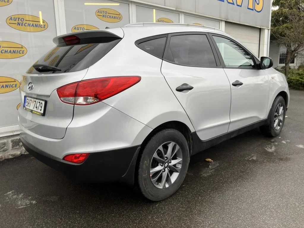 Hyundai ix35, 2,0 4X4 - fotka 6