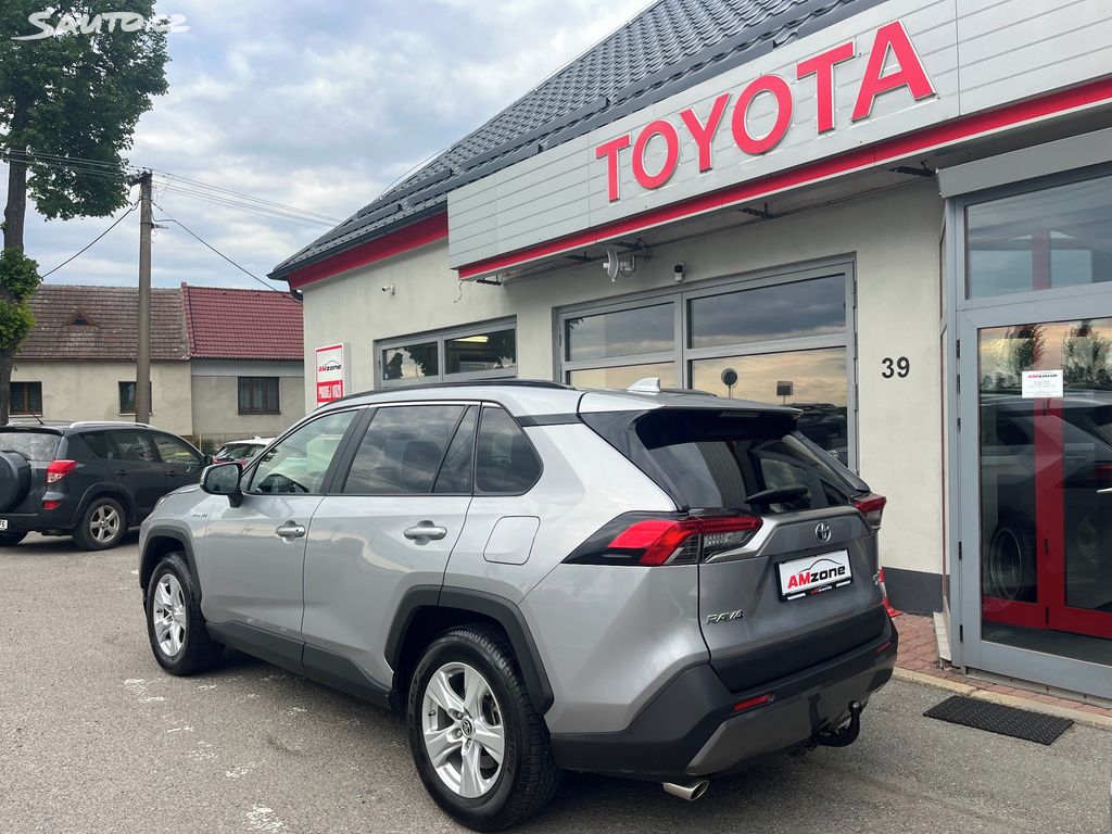 Toyota Rav4, fotka 4