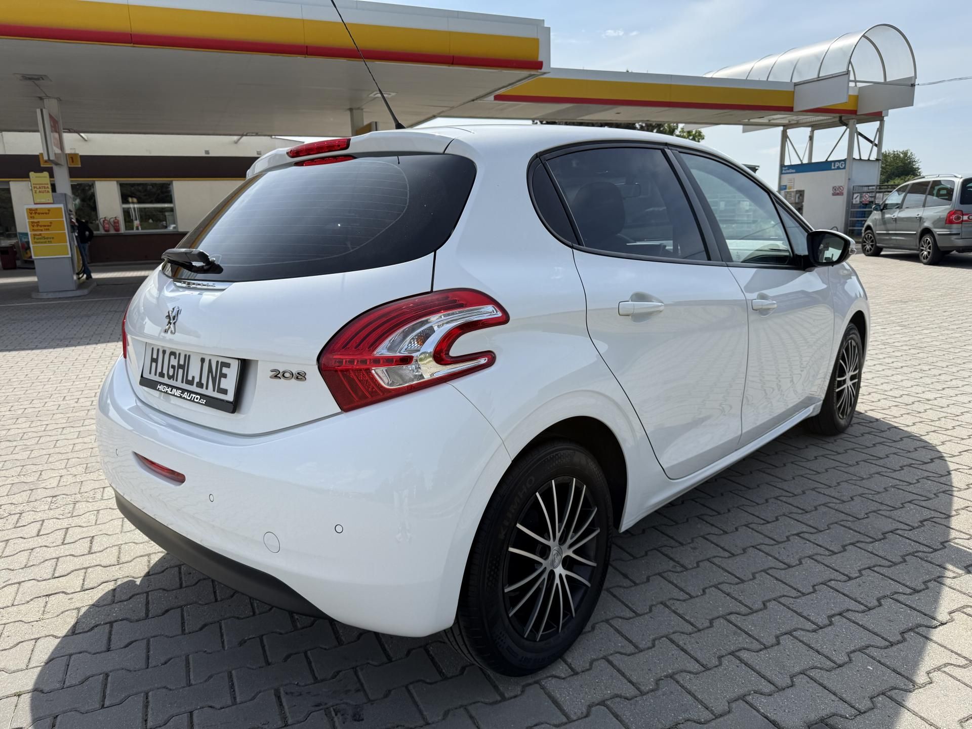 Peugeot 208, 1.2 ACTIVE - fotka 5