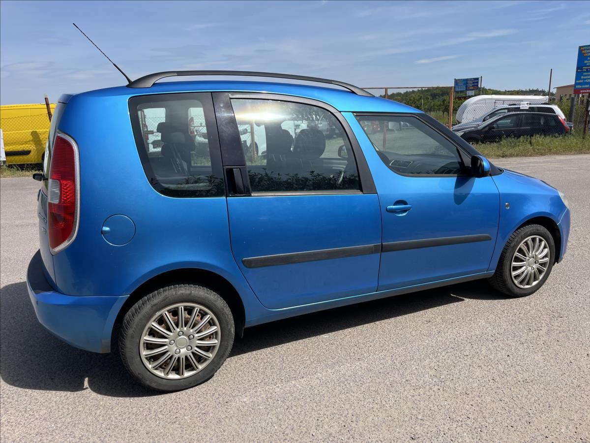 Škoda Roomster, 1,4 TDi SERVIS PANORAMA KLIMA - fotka 5