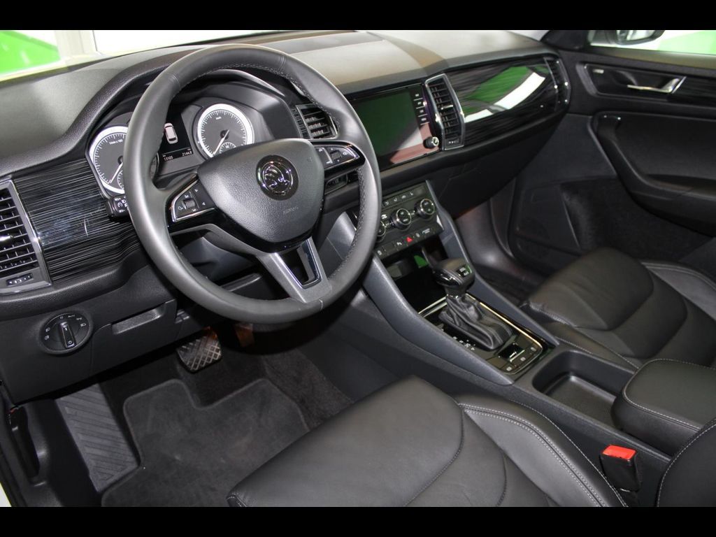 Škoda Kodiaq, 2.0 TDI StylePlus 4x4 DSG KŮŽE - fotka 6