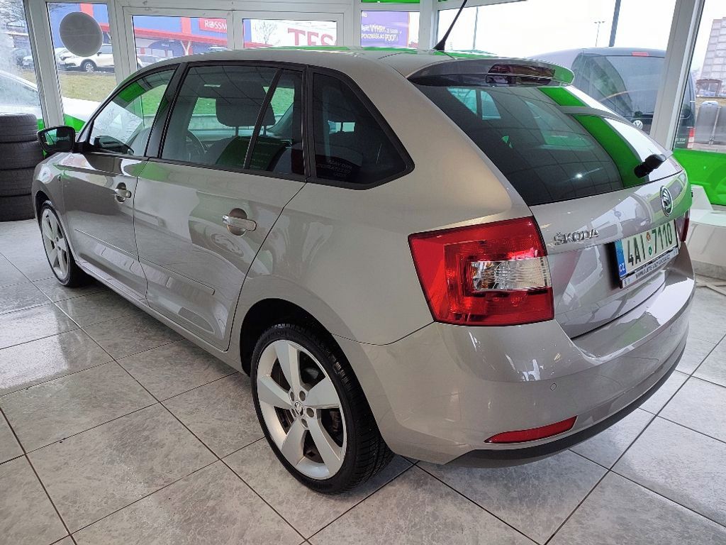 Škoda Rapid, 1.4 TSI 90kW SBK ELEGANCE DSG - fotka 3
