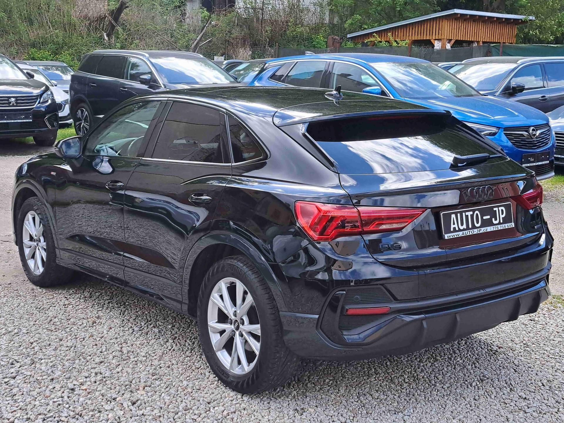 Audi Q3, TDI-110  4x4 SPORTBACK  S-LINE - fotka 5