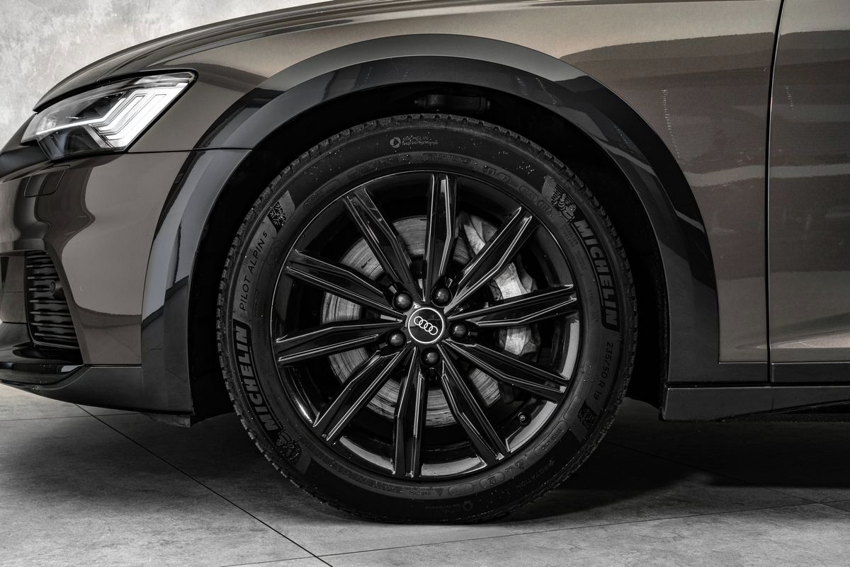 Audi A6 allroad, Allroad 55TDI Matrix Nezávislé - fotka 2