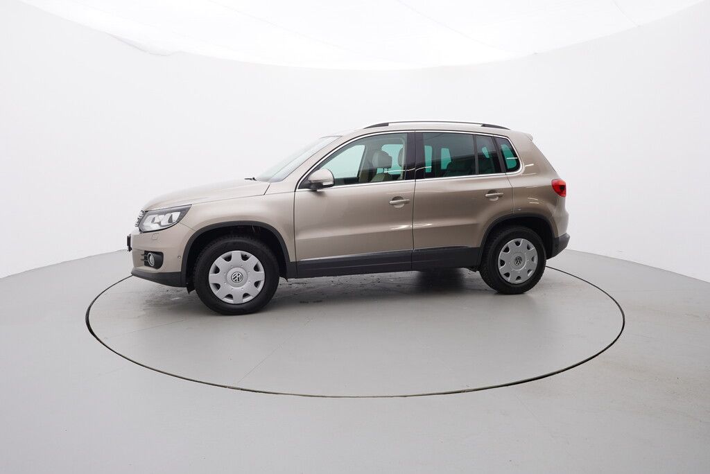 Volkswagen Tiguan, Sport a Style 2.0  130 kW - fotka 2
