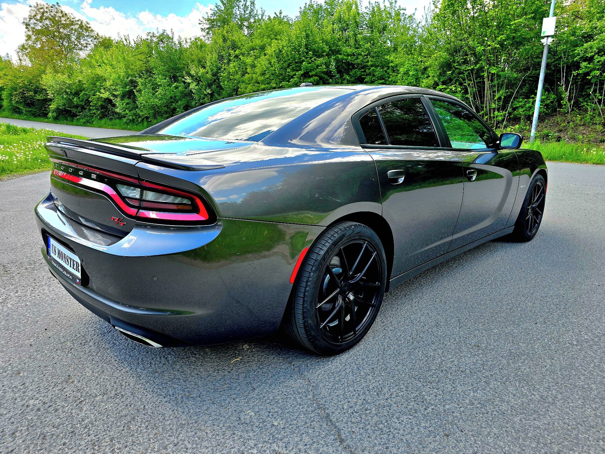 Dodge Charger, 5,7 HEMI, R/T, RADAR, DPH, - fotka 3