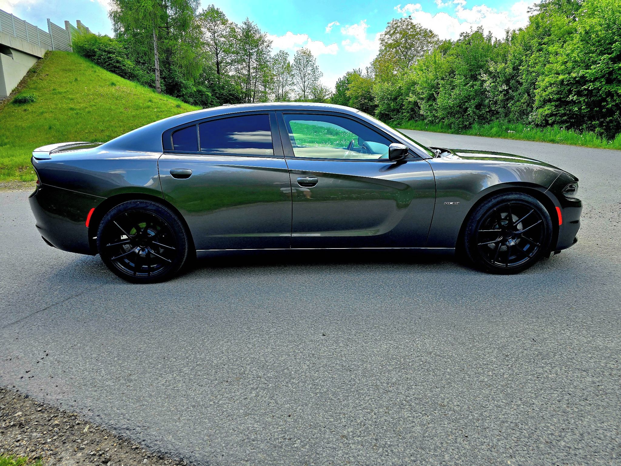 Dodge Charger, 5,7 HEMI, R/T, RADAR, DPH, - fotka 2